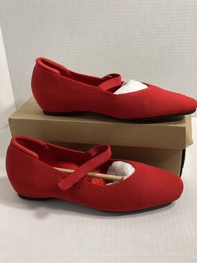 NWT Women's Red Mary Jane Flats with Comfortable Strap